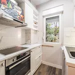 Sisi\'S Luxury Apartments Grand Park Of Tirana